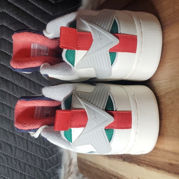 Mens Reebok shoes - Picture 4 of 7